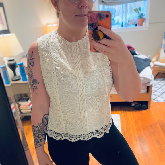 Ardene crop blouse - Picture 3 of 3